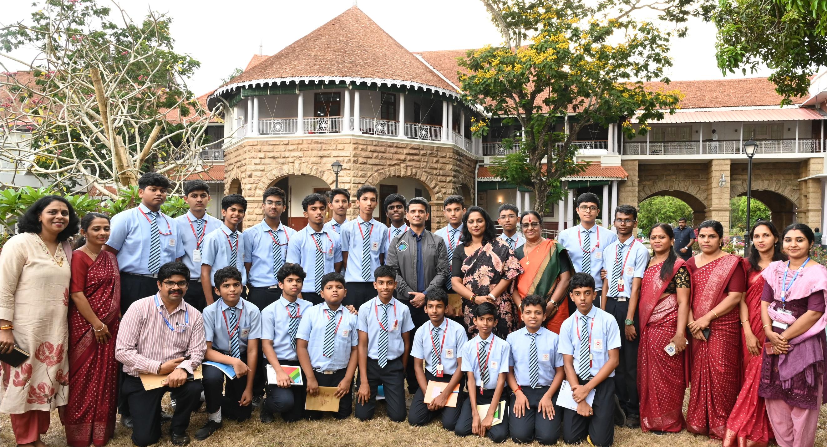 Pragati students with Indian astronaut Group Captain Subhanshu Shukla at Lok Bhavan